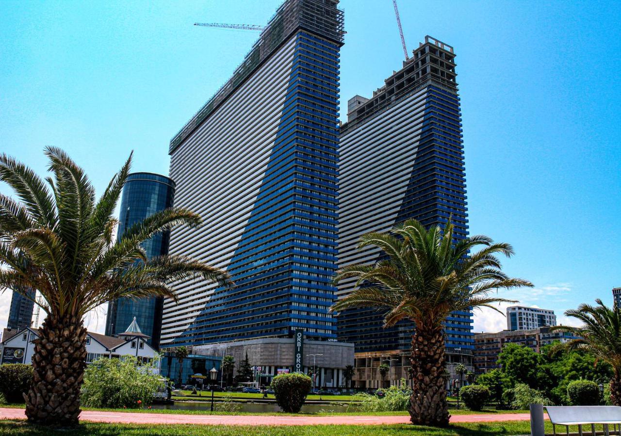 Orbi Batumi City Beach View Hotel Екстер'єр фото