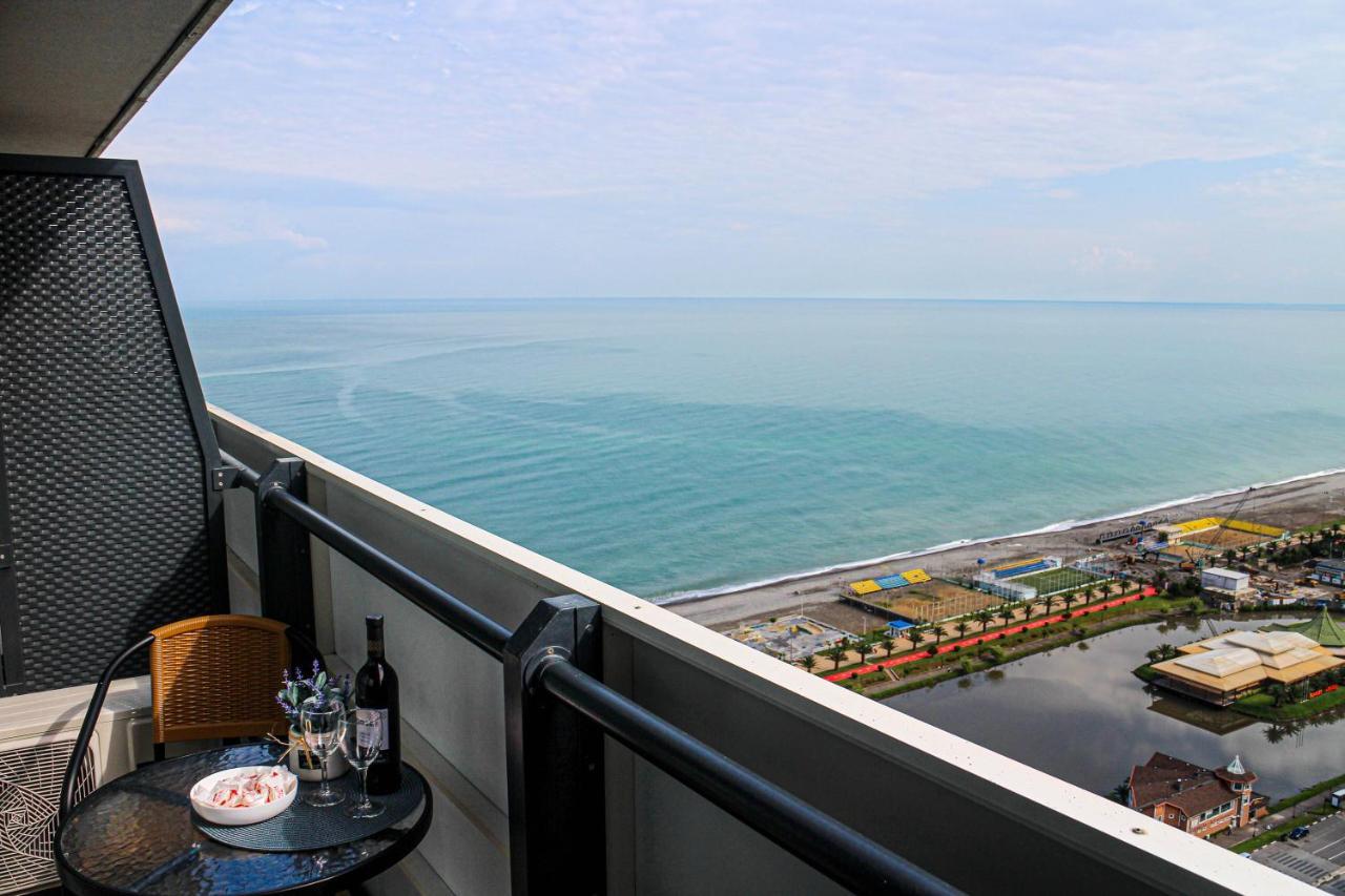 Orbi Batumi City Beach View Hotel Екстер'єр фото