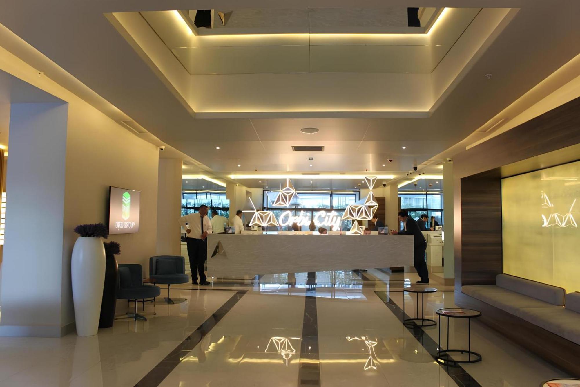 Orbi Batumi City Beach View Hotel Екстер'єр фото