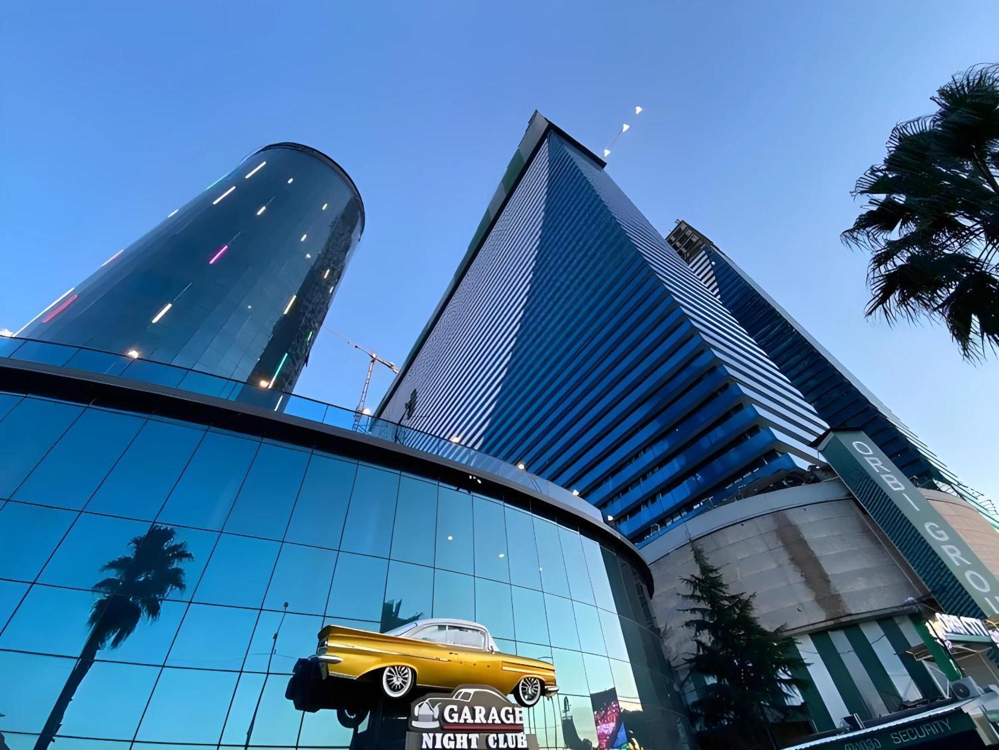 Orbi Batumi City Beach View Hotel Екстер'єр фото