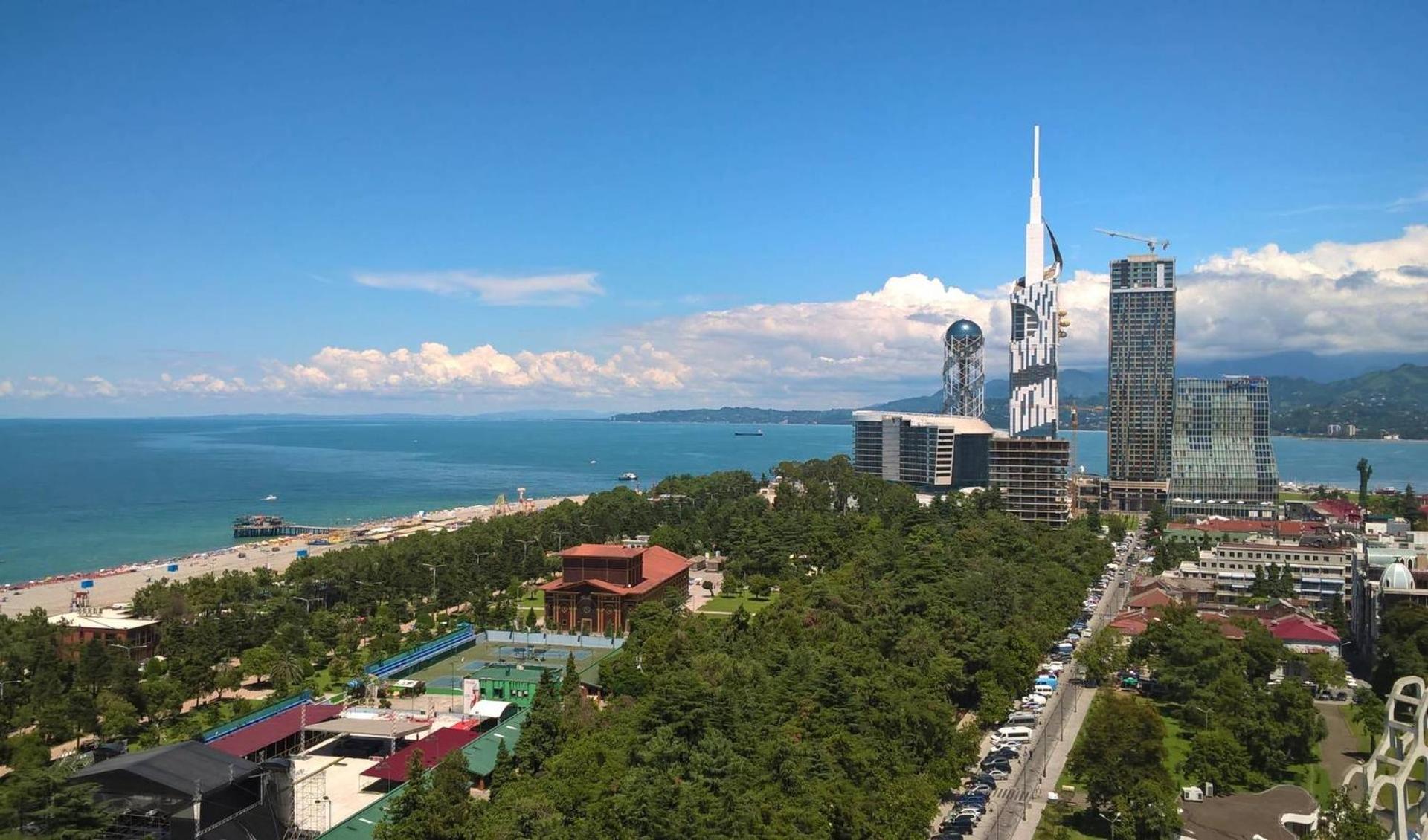Orbi Batumi City Beach View Hotel Екстер'єр фото