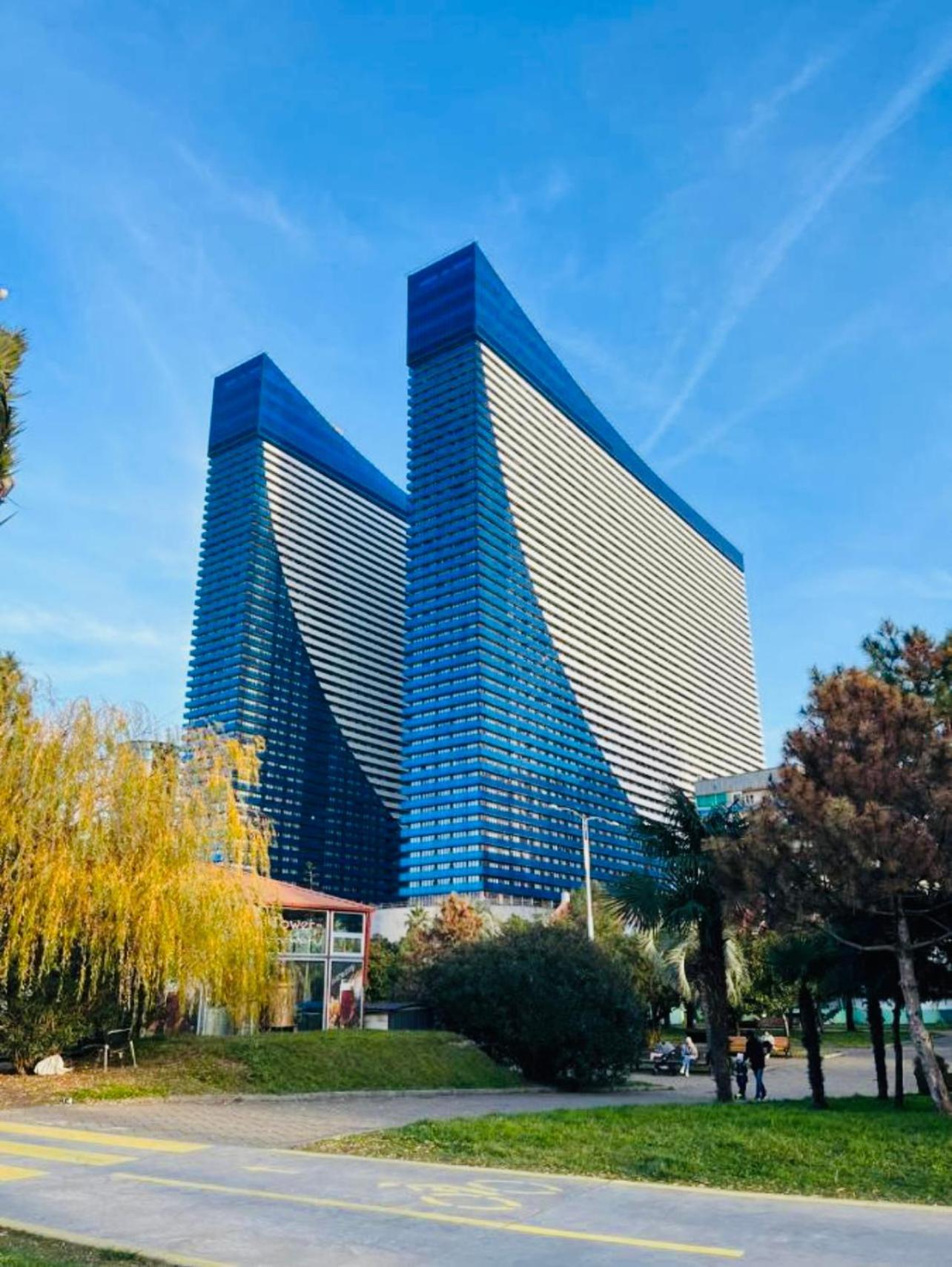 Orbi Batumi City Beach View Hotel Екстер'єр фото