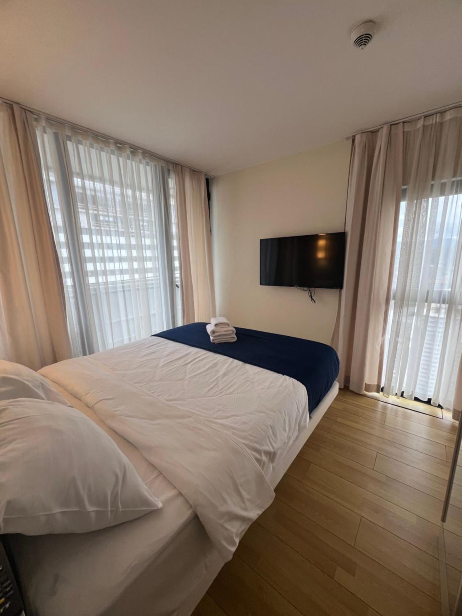 Orbi Batumi City Beach View Hotel Екстер'єр фото