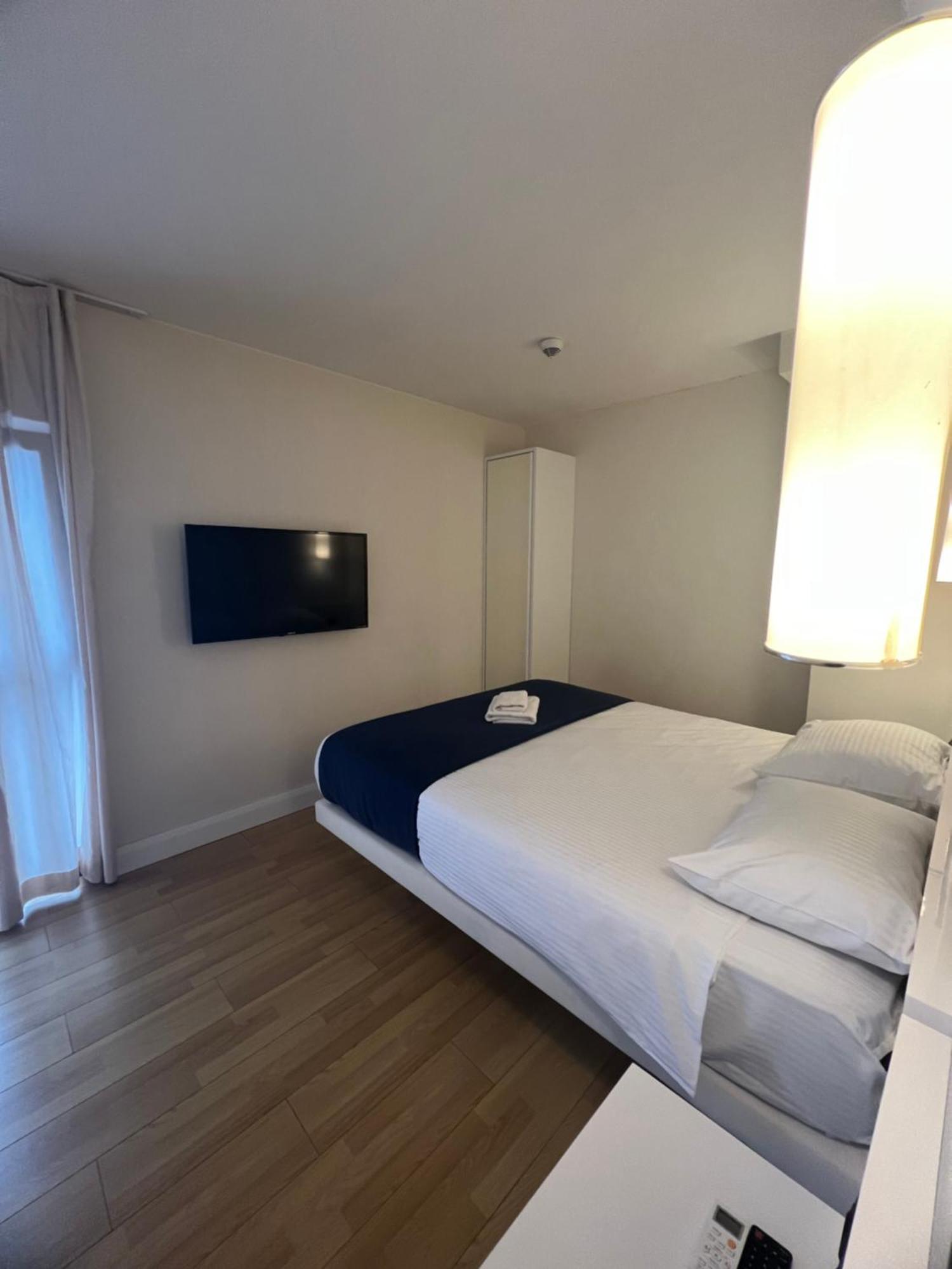 Orbi Batumi City Beach View Hotel Екстер'єр фото