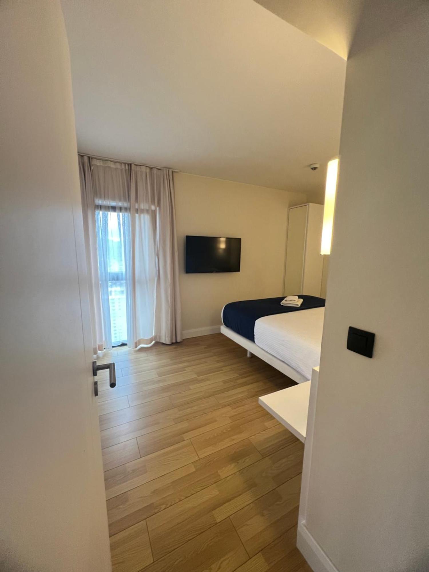Orbi Batumi City Beach View Hotel Екстер'єр фото
